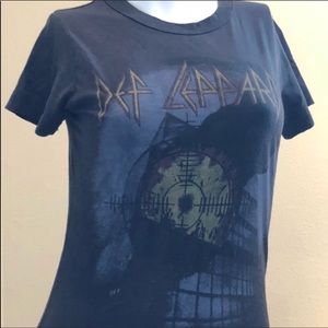 Vintage JUNK FOOD Def Leppard T-shirt 🇬🇧